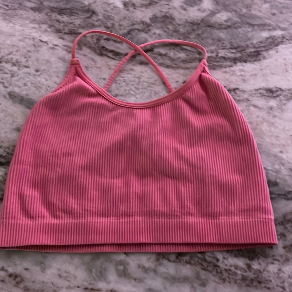 pink top
